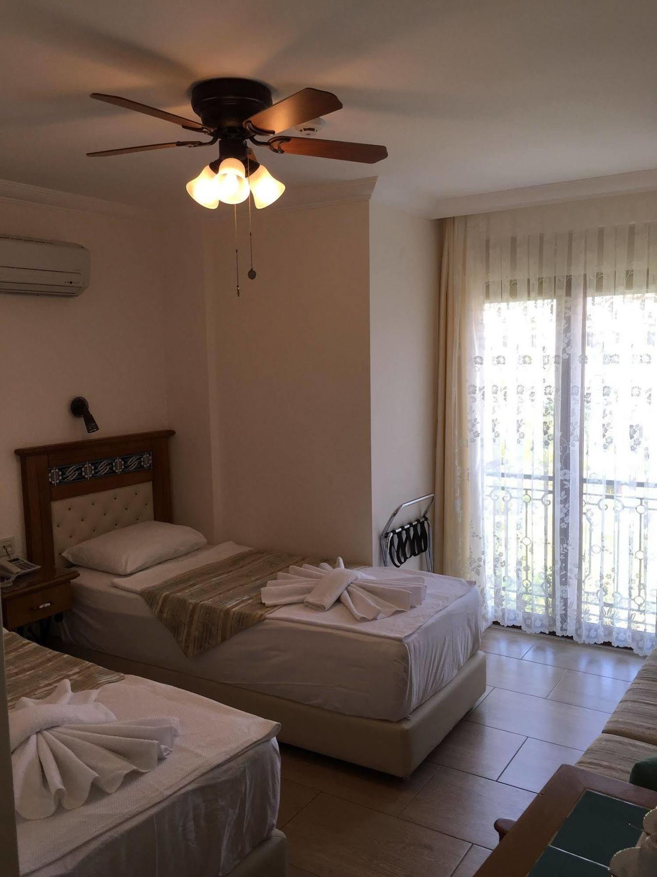 Datca Kilic Hotel Екстериор снимка